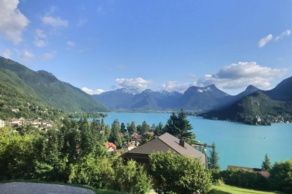 Tres Bel Appartement En Rez De Jardin, Talloires Bagian luar foto